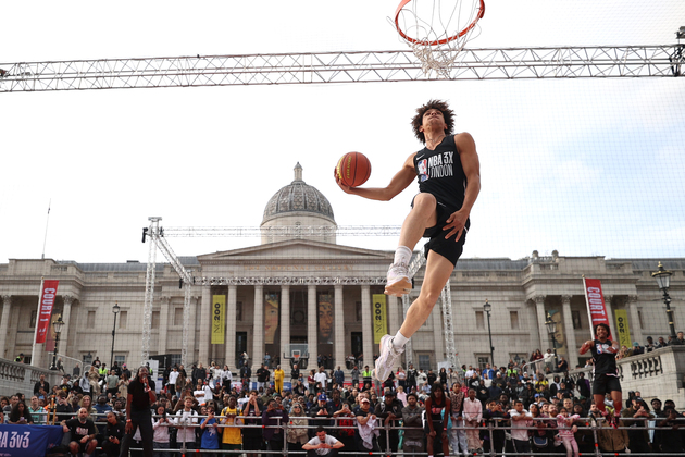 (SP)BRITAIN-LONDON-BASKETBALL-NBA DUNK SHOW