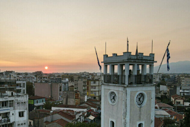 Bulgarian Citizen Arrested in Komotini for Burning Greek Flag