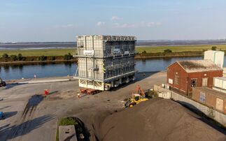 A hydrogen furnace arrives at Essar's site in Stanlow / Credit: Essar Group