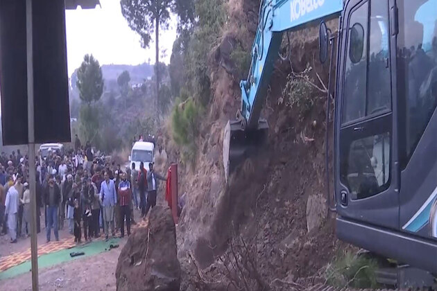 JK MP Mian Altaf Ahmad lays foundation stone for road projects at PWD Dak Bungalow, Rajouri