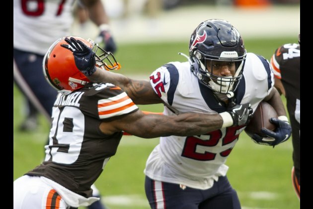 Dolphins sign RB Duke Johnson to practice squad