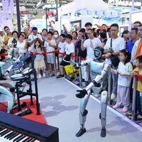 May expos showcase vitality of China's economy