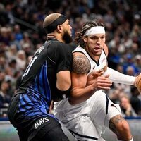 Jamal Murray, Nuggets top Mavs as Cooper Flagg exits with ankle injury