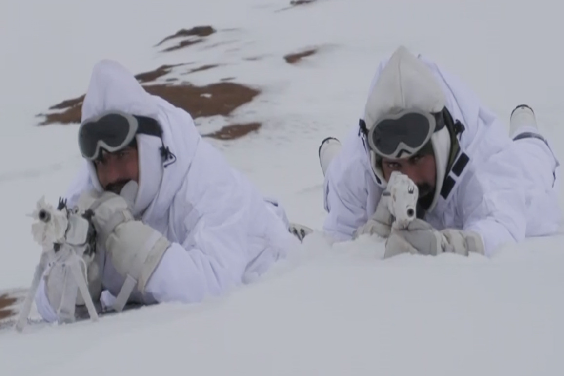 J-K: Indian Army's Romeo force intensifies search operations in Pir Panjal Ranges of Pooch amid heavy snowfall