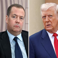 "Nuclear submarines are in Russian region," says Trump