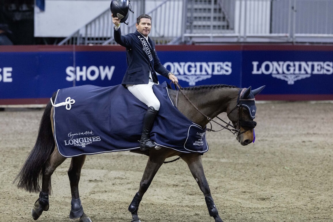 (SP)CANADA-TORONTO-EQUESTRIAN-FEI-JUMPING WORLD CUP