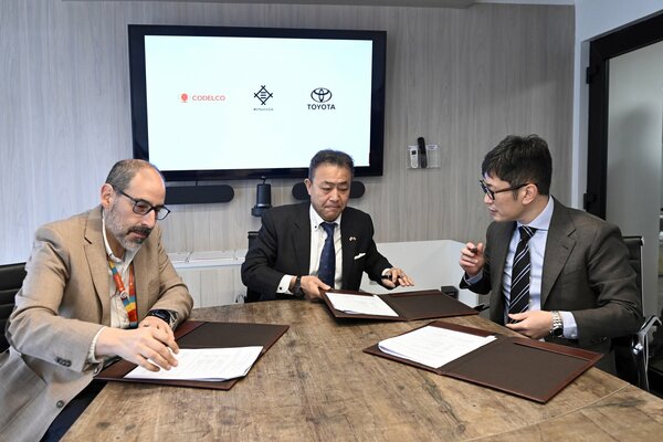 Codelco, Toyota, and Mitsui sign electrification MoU 