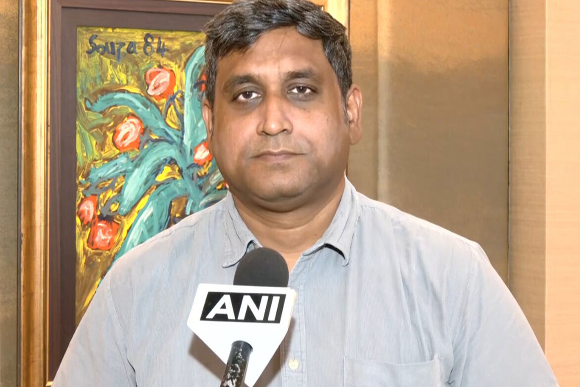 "I hope this swap impacts USD/INR volatility": Economist Debopam Chaudhuri on RBI's USD 5 Bn move