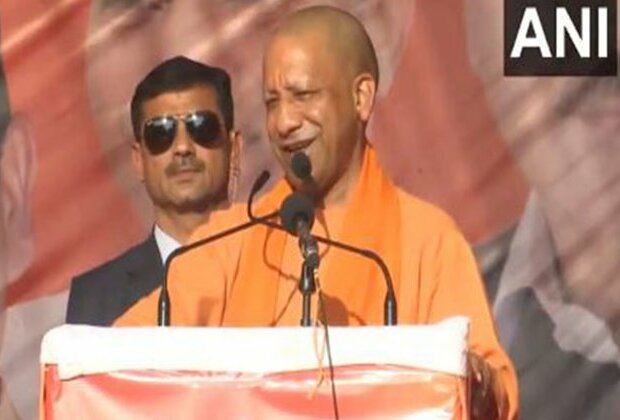 Yogi Adityanath accuses Kejriwal of issuing Aadhaar cards to 'Bangladeshi Infiltrators' in AAP leaders' homes