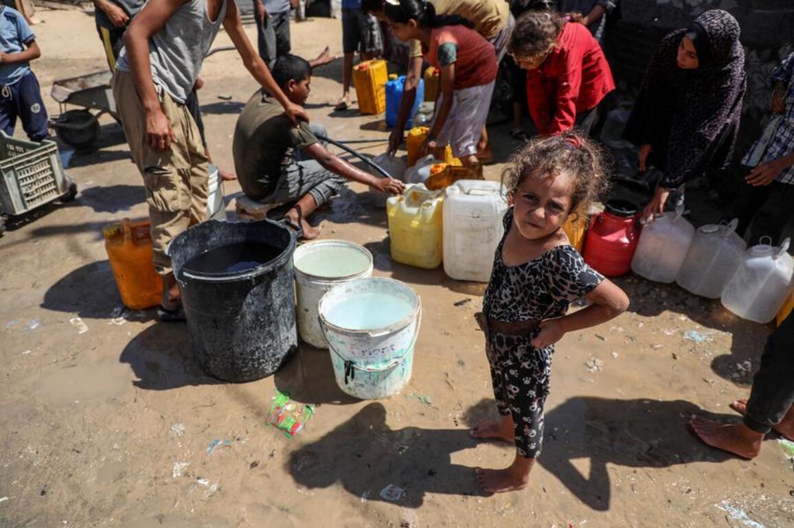 Gaza's children trapped in a graveyard: UN relief chief