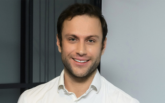 Alex Cowan-Sanluis: There are two ways to grow a business 