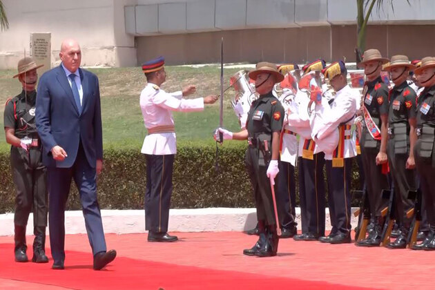 Italian Defence Minister Guido Crosetto lays wreath at National War Memorial