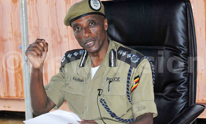 Police to construct 9500 housing units Police to construct 9500 housing units