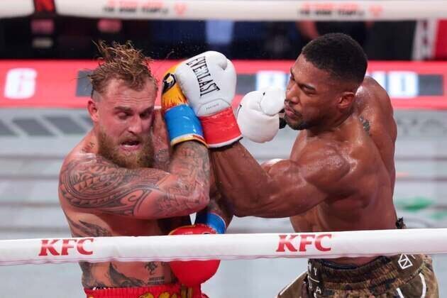 Jake Paul sustains broken jaw in loss to Anthony Joshua