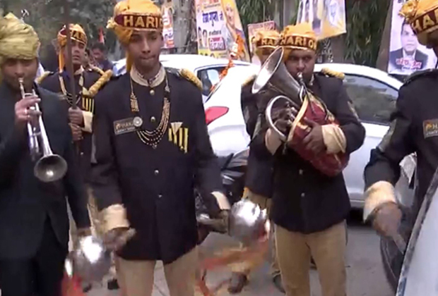 Jubilant crowd gathers outside Delhi CM-designate Rekha Gupta's residence