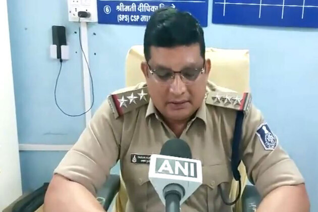 Ujjain Police arrest man for extorting e-rickshaw drivers using BAT-BMS mobile app