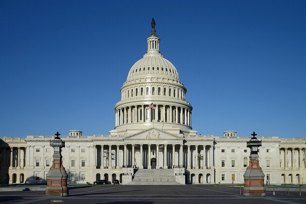 US July deficit jumps as spending rises, tariff receipts stay weak