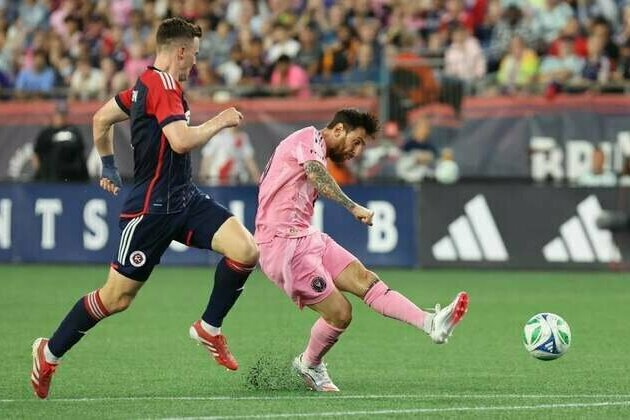 Lionel Messi (2 goals) sets mark as Inter Miami edges Revolution