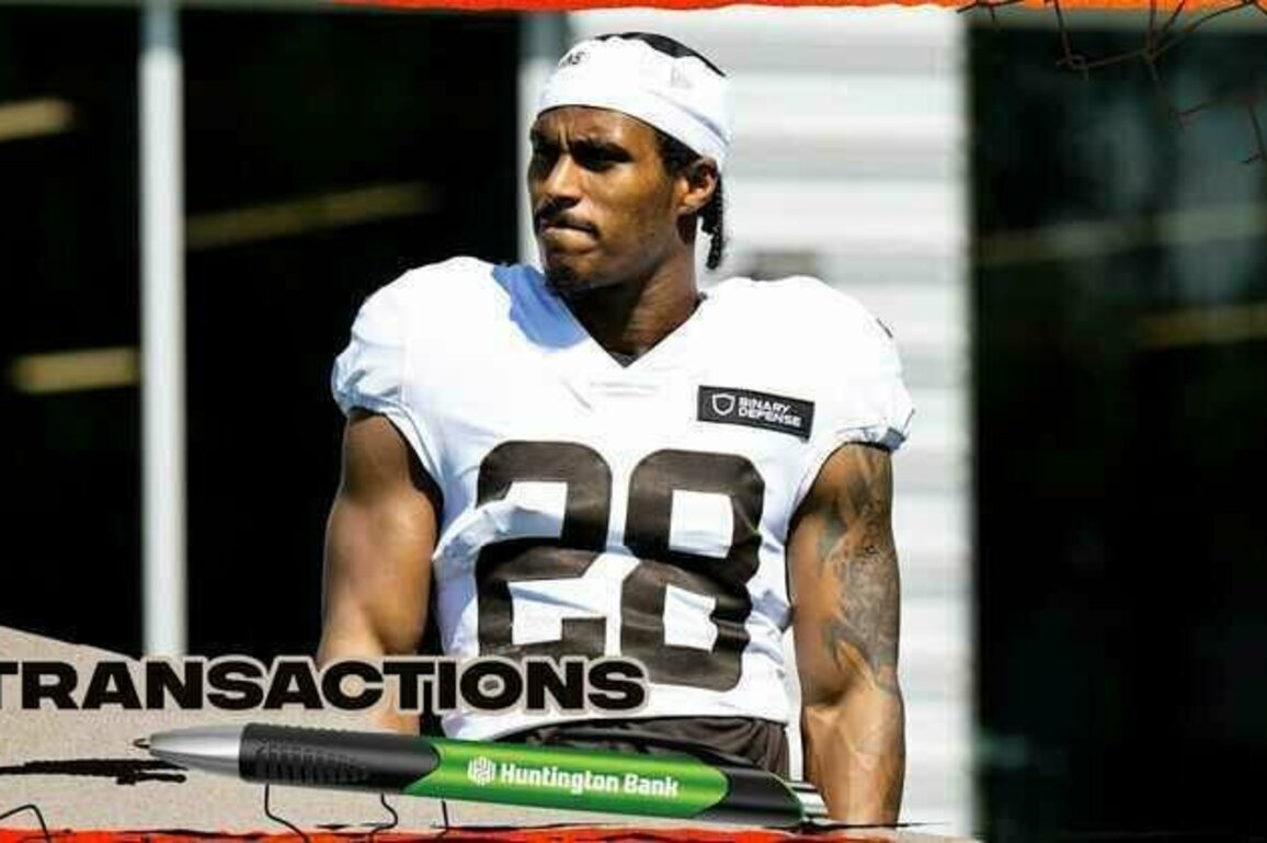 Browns sign CB Tre Avery to the active roster