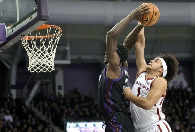 No. 11 TCU blows out cold-shooting Oklahoma