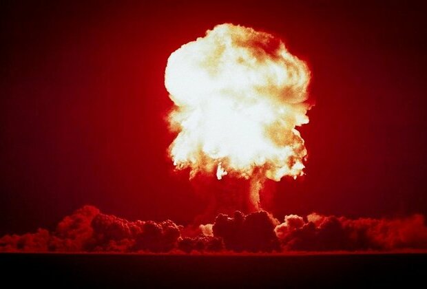 How Russia and the U.S. conduct BANNED nuclear weapons testing