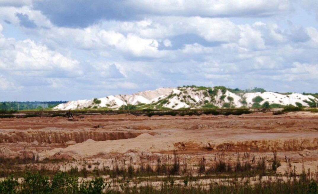 Área com possíveis depósitos de caulim e bauxita descobertos pelo SGB