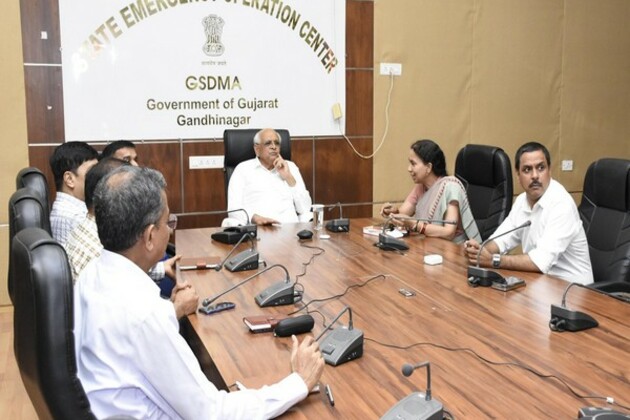 Gujarat: CM visits State Emergency Operation Center to review ongoing coordination with district administration, security agencies