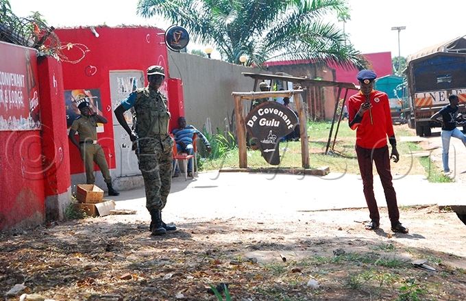 olice camped outside a ovenant ar and odge in ulu after blocking the meeting hoto by ennis jwee