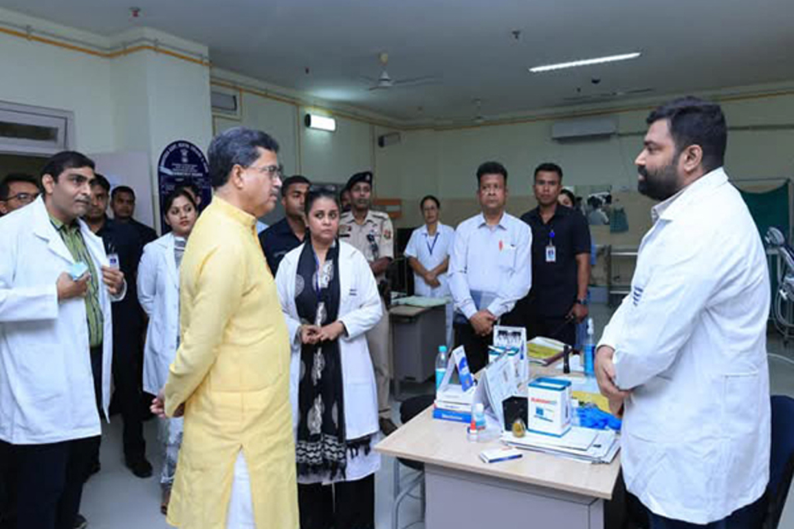Tripura CM pays surprise visit to IGM Hospital, Dental College; directs no gap in patients care