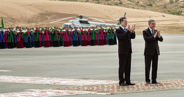 Turkmenistan, China launch expansion of giant gas field