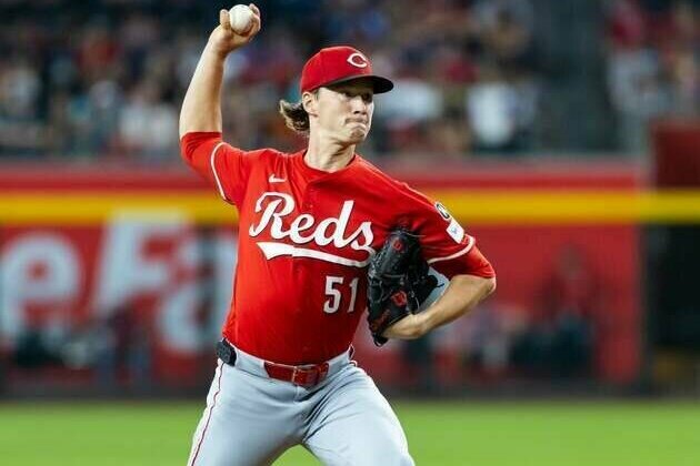 Spencer Steer's homer helps Reds avoid sweep by Diamondbacks