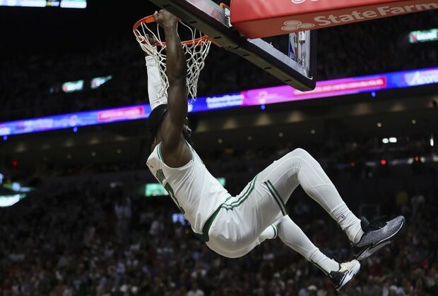 Hot-shooting Celtics roll past Heat