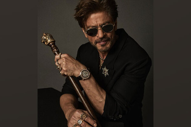 "I've learned from the best": SRK thanks Juhi Chawla, Mohanlal for their wishes after his first-ever National Award win