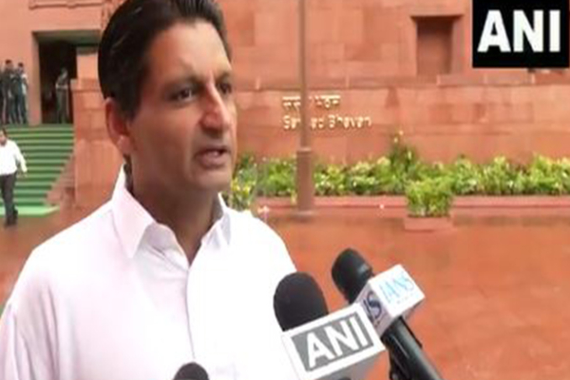 "Country wants to know why this govt backed off and a ceasefire was agreed upon?": Deepender Hooda