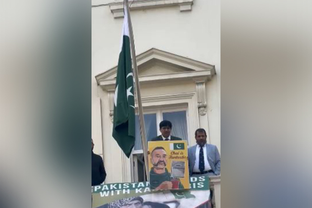 Pakistan's Army Attache in UK makes throat slit gesture at Indian community protestors