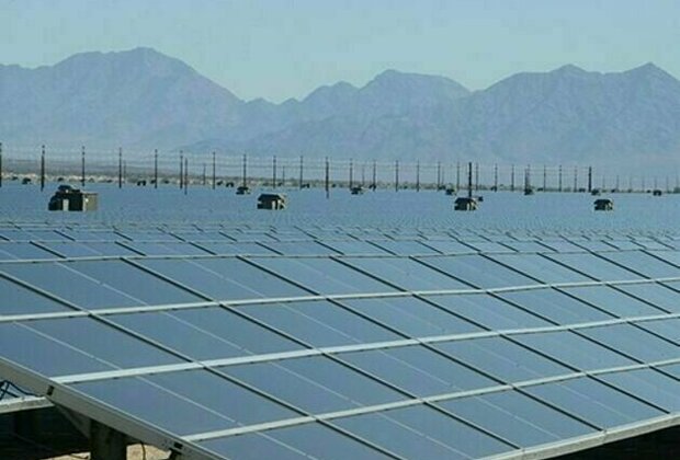 China's Big Solar Parks Help Battle Desertification, Study Suggests