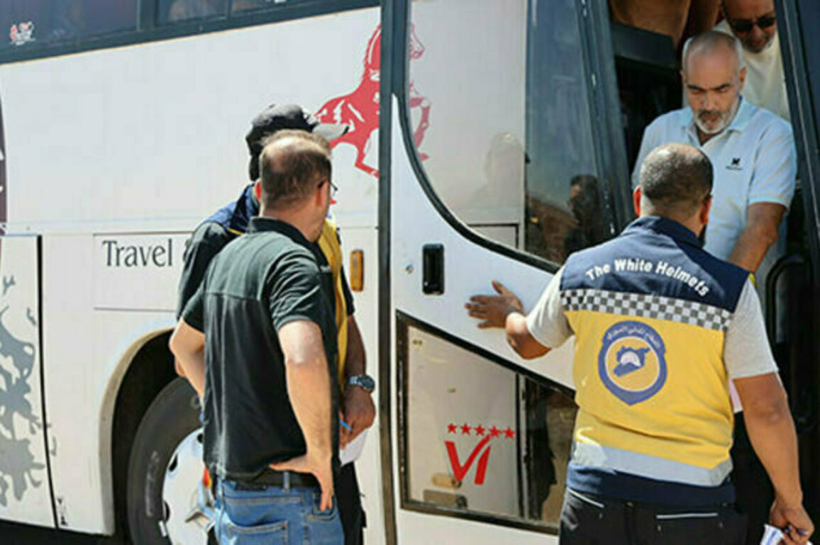 11 buses carrying 492 people departed from Sweida