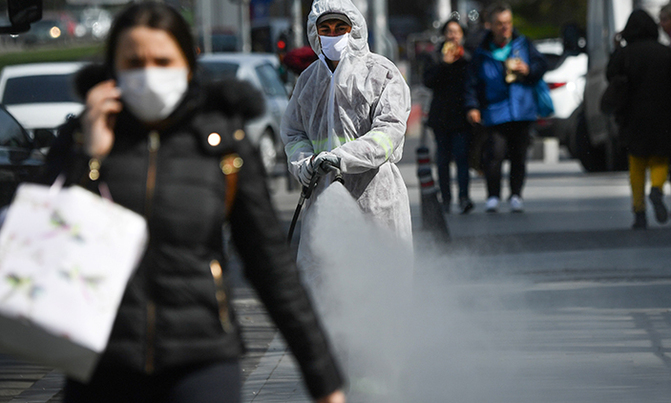 'No gloves, no masks': Romania medical workers fear for lives 'No gloves, no masks': Romania medical workers fear for lives