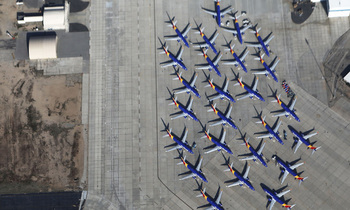 Boeing 350x210