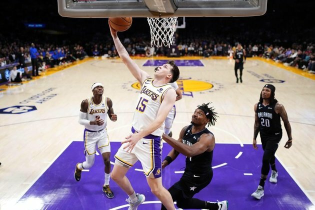 Amid standings logjam, Suns, Lakers square off