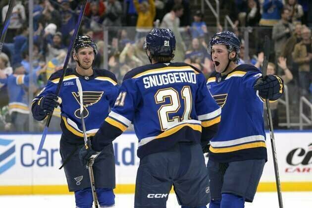 Blues reverse early-season home woes with win vs. Stars