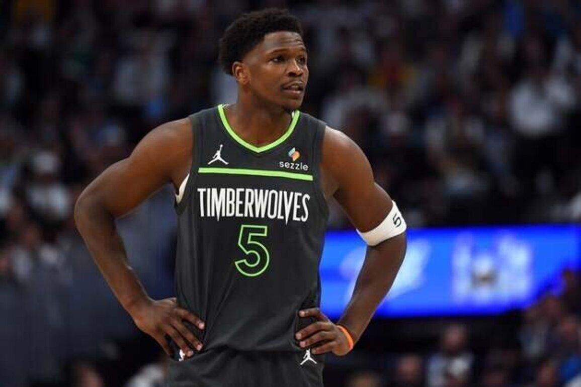 Timberwolves G Anthony Edwards (knee) questionable for Game 2