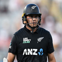 Tom Latham ruled out of New Zealand's ODI series against Pakistan with fractured right hand