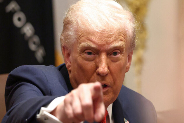 "People that are against tariffs are fools": Trump says at least $2,000 dividend a person coming for Americans