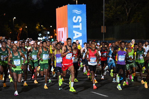 (SP)SOUTH AFRICA-CAPE TOWN-TWO OCEANS MARATHON