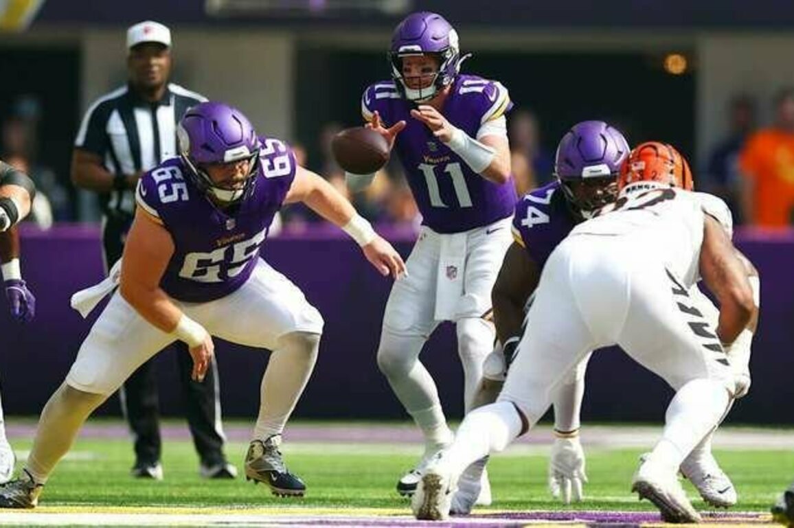 QB Carson Wentz Valuing Every Rep Ahead of Vikings International Trip