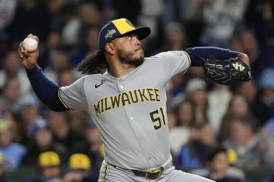 Reports: Mets trade for two-time All-Star RHP Freddy Peralta