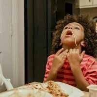 Feeding kids can be a daily battle. But you wouldn't know it looking at Instagram