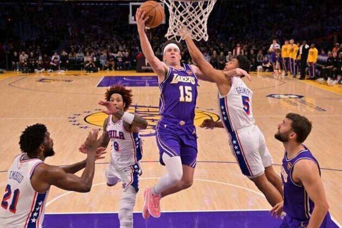 NBA roundup: Lakers stop 76ers despite Luka Doncic's injury exit