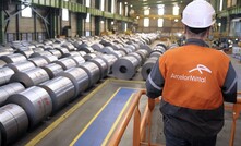 Linha de produção de aço da ArcelorMittal